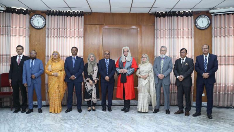 পিএসসির সাত সদস্যকে শপথ পড়ালেন প্রধান বিচারপতি